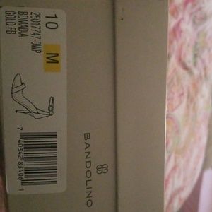 Bandolino Shoes - Used, W10, Gold sparkle Bandolino Bdmadia heels Bandolino Shoes - Used, W10, Gold sparkle Bandolino Bdmadia heels